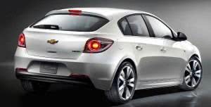 Cruze-Hatch-fotos-300x152 2024