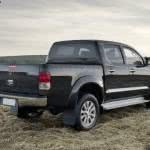 Toyota-Hilux-150x150 2024