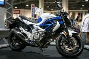 fotos-da-suzuki-gladius-300x199 2024