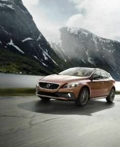 novo-volvo-v40-cross-country-245x300 2024