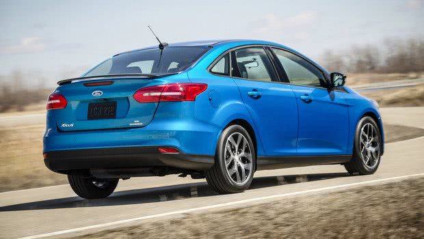 Ford-Focus-Fastback-versoes 2024